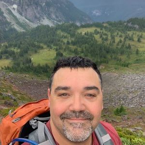 Meet your Posher, Simon